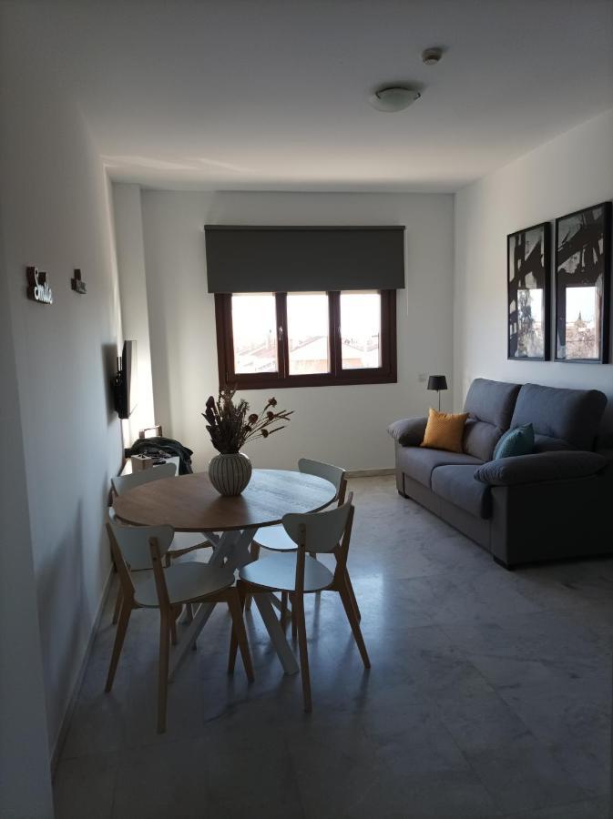 Ijd Apartments 9 Parking Gratis Y Piscina Bormujos Luaran gambar