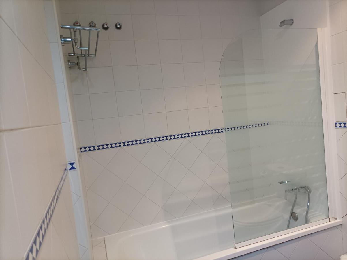 Ijd Apartments 9 Parking Gratis Y Piscina Bormujos Luaran gambar